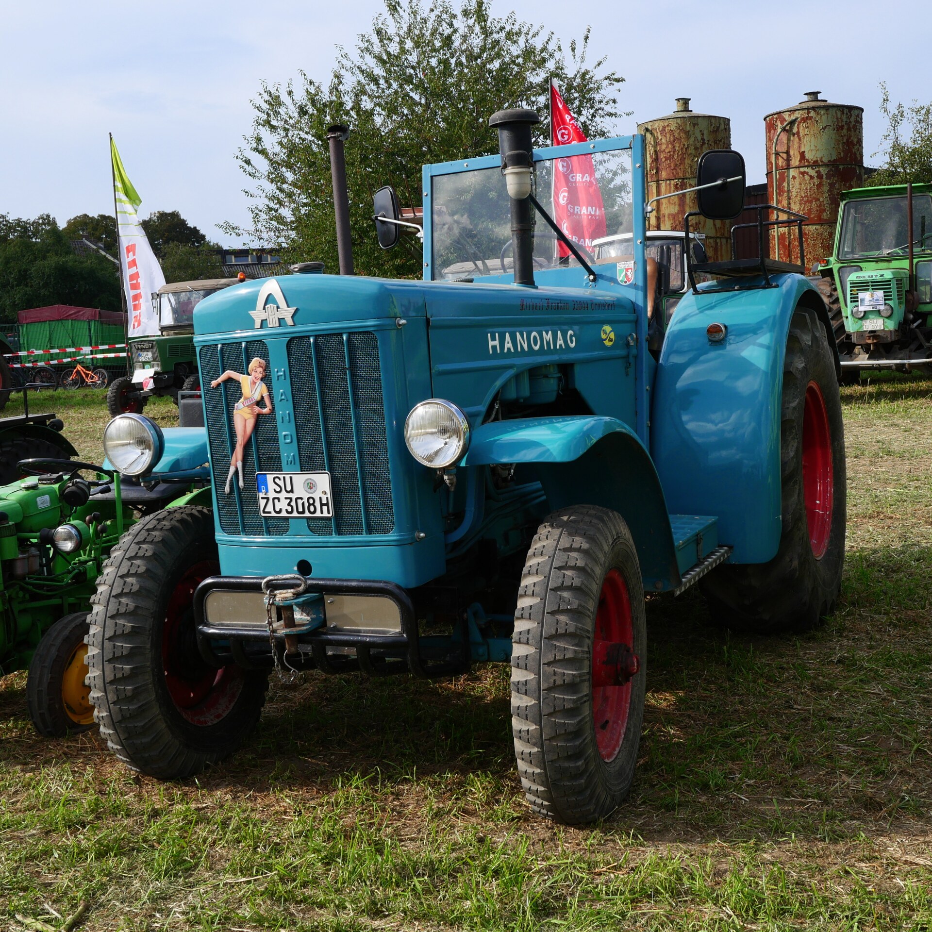 f/5.6 1/500sec ISO-200 15mm