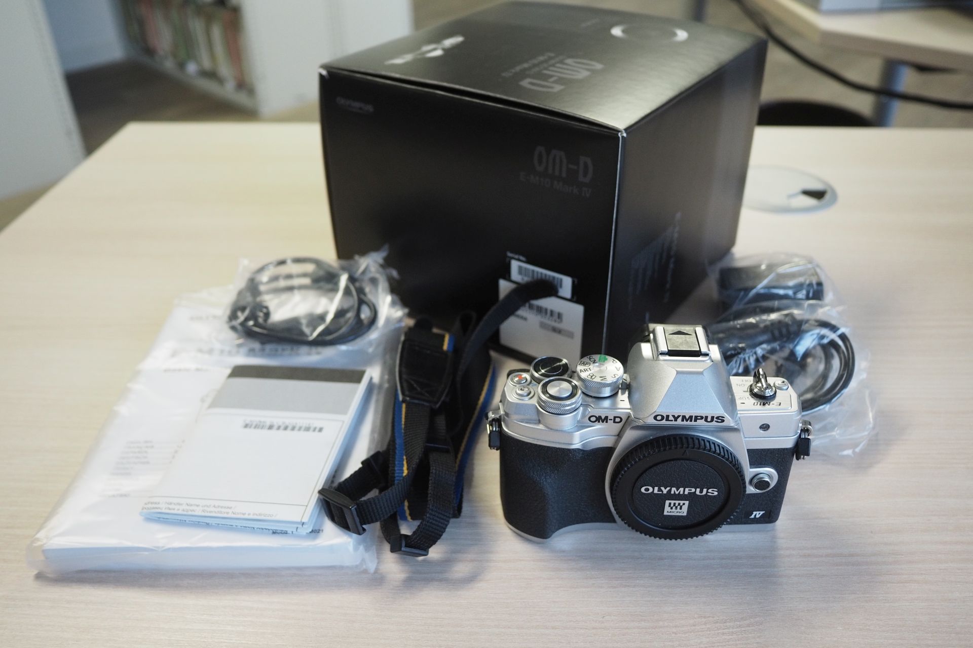 OLYMPUS DIGITAL CAMERA